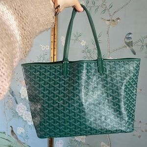 AUTHENTICATED Goyard Saint Louis PM green